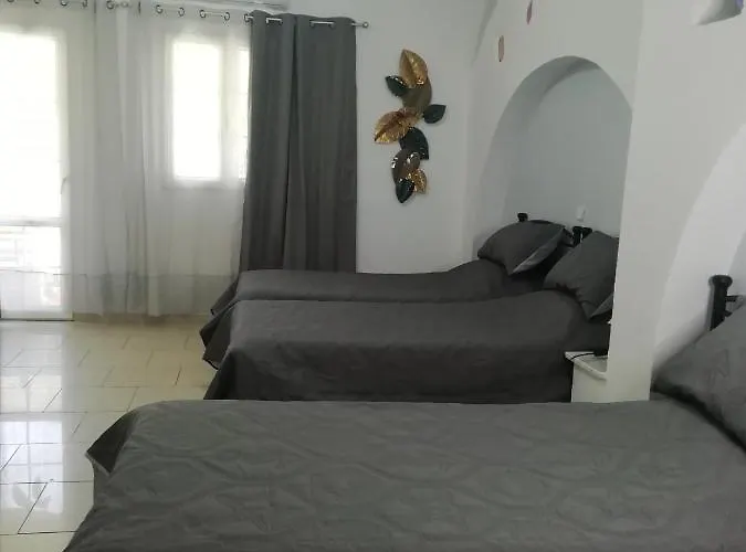 Hotel Liogerma Adamantas (Milos)