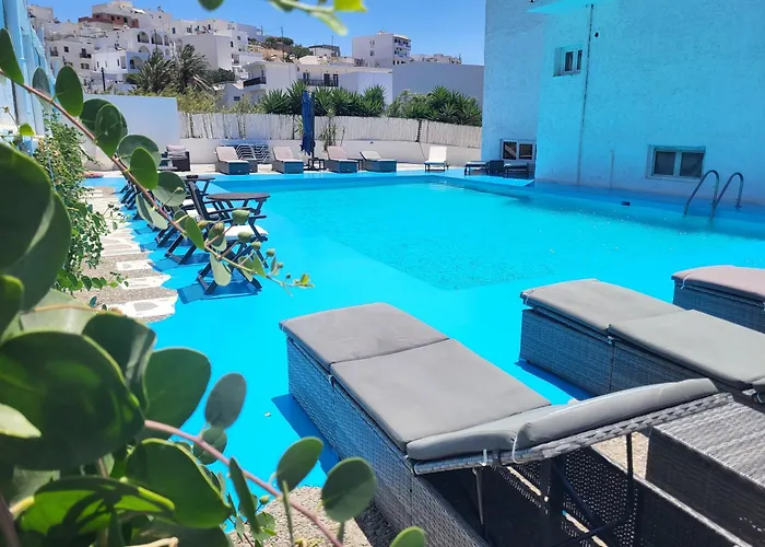 Liogerma Hotel Adamantas (Milos)