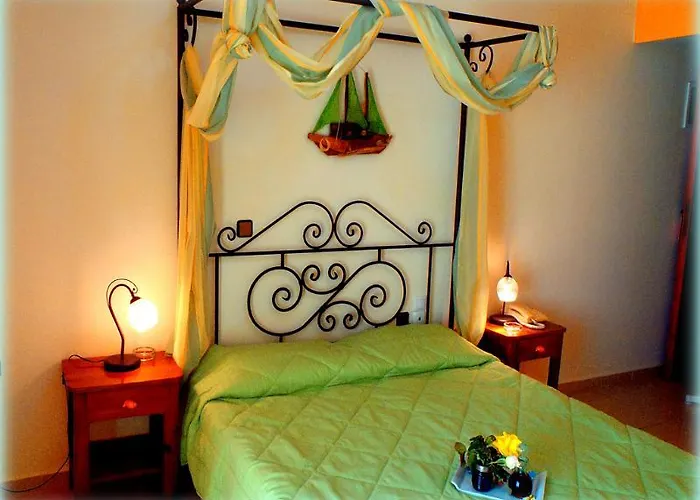 Hotel Liogerma Adamantas (Milos)