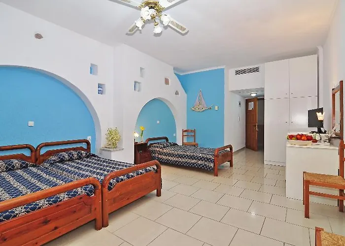 Liogerma 2* Adamantas (Milos)