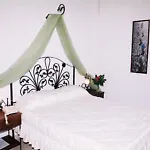 Hotel Liogerma Adamantas (Milos)
