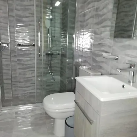 Liogerma Hotell 2*