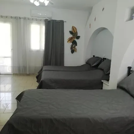 Otel Liogerma Adamantas (Milos)