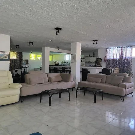 Hotel Liogerma Adamantas (Milos)