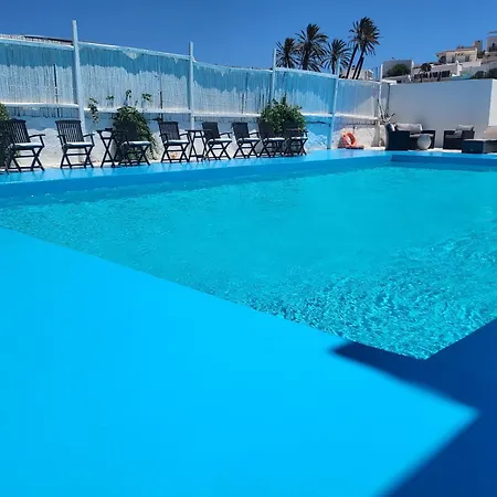 Liogerma Adamantas (Milos)