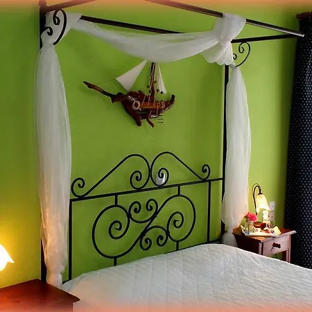 Hotel Liogerma Adamantas (Milos)