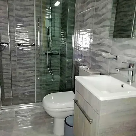 里奥格玛酒店 2* 阿达玛斯