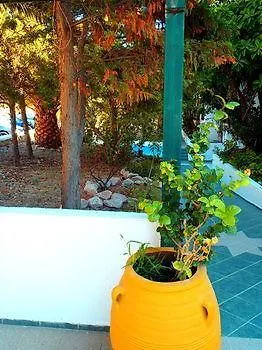 Hotel Liogerma Adamantas (Milos)