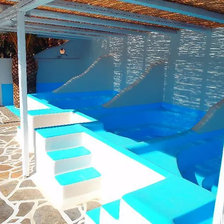 Liogerma Adamantas (Milos)