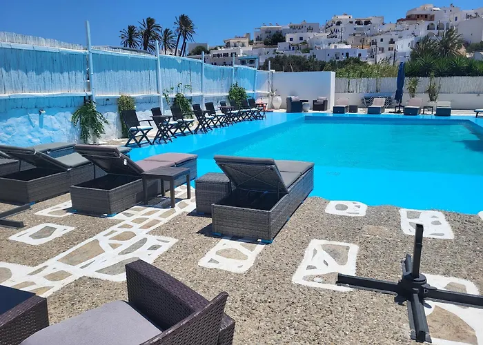 Liogerma 2* Adamantas (Milos)