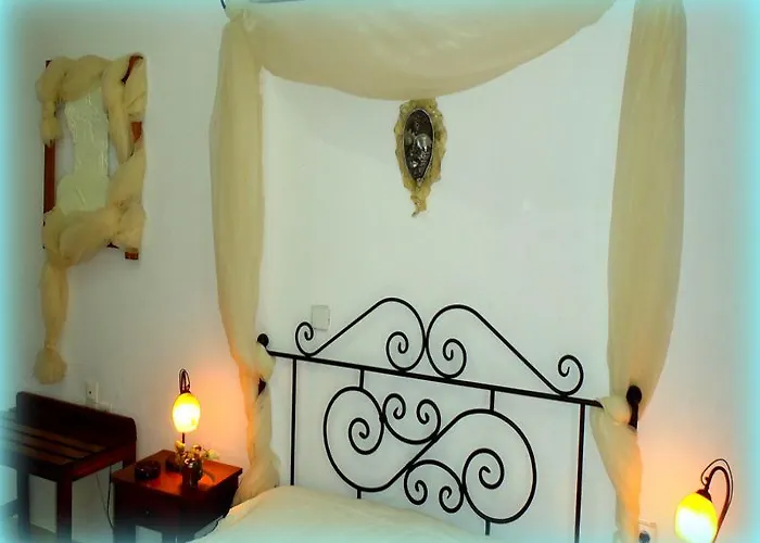 Hotell Liogerma Adamantas (Milos)