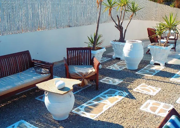 Liogerma Otel Adamantas (Milos)